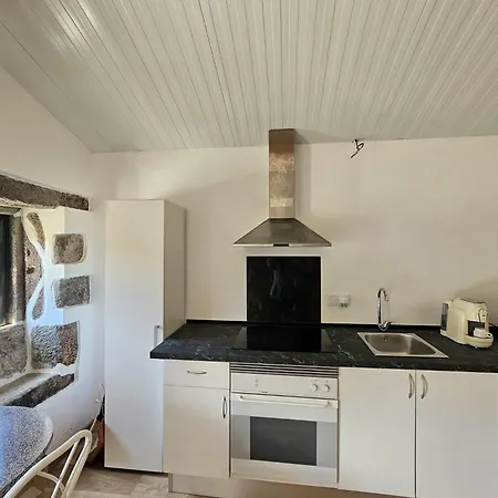 Casa Gabriel Pereira Estudio Riba de Âncora